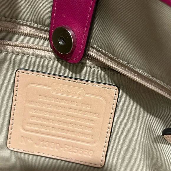 Coach Purse - Picture 5 of 6